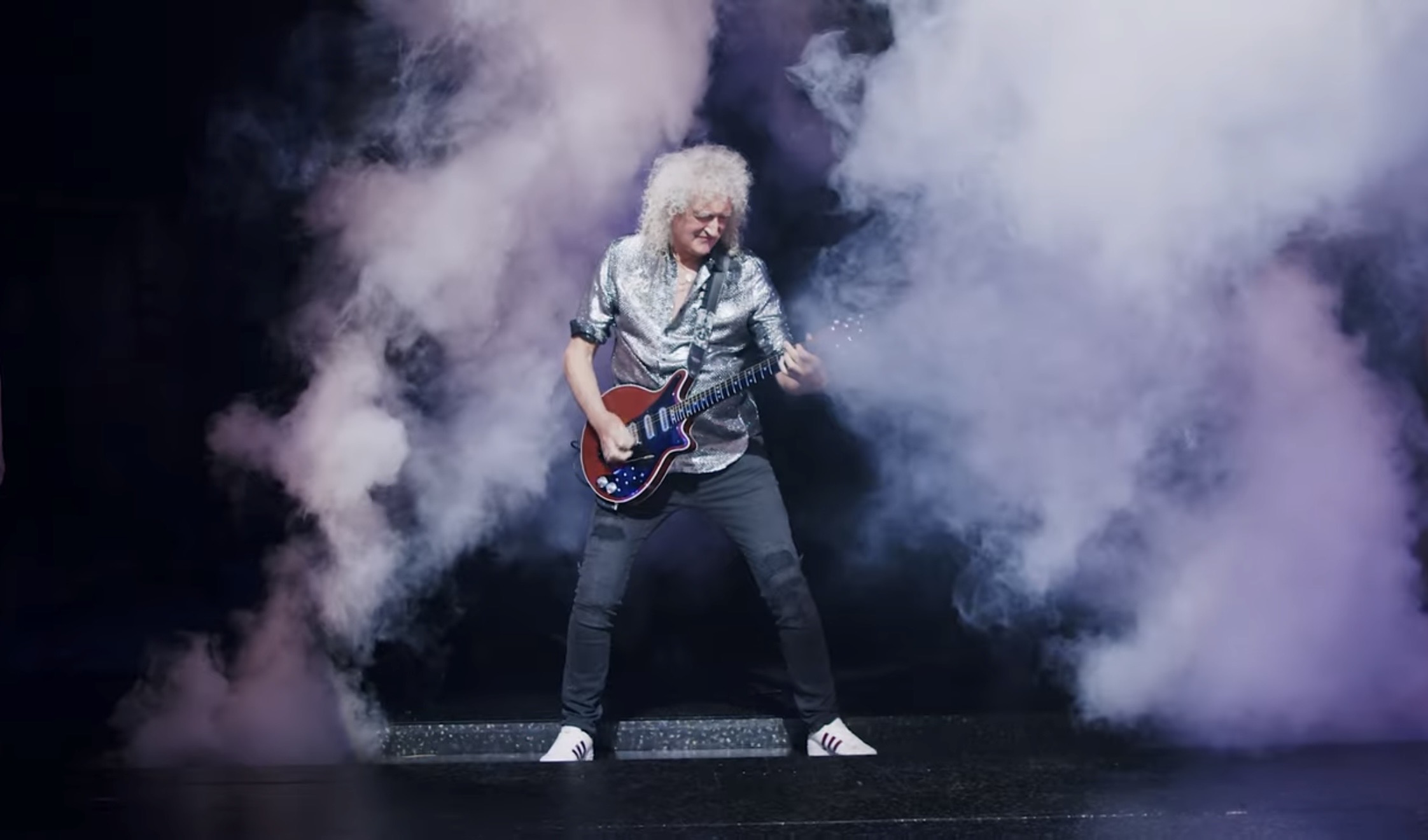 WE WILL ROCK YOU PREMIER STAGE PALLADIUM THEATER STUTTGART / Queen guitarist Sir Brian May and author Ben Elton talk about the power of music, the new production of “We Will Rock You” in Stuttgart #queenmusical #queen #brianmay #benelton #legends #specialguest #brianmayguitarsolo #bohemianrhapsody #StageEntertainment #costumedesign #kentaurart